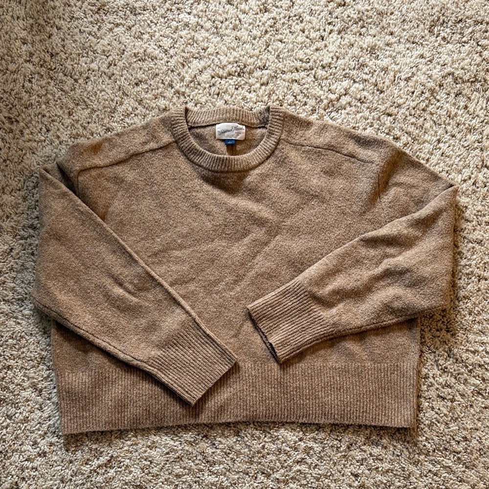 Universal Thread Women's Tan Crewneck Cropped Sweater